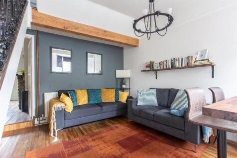 Potter Hill 33A Reception Room-4.jpg