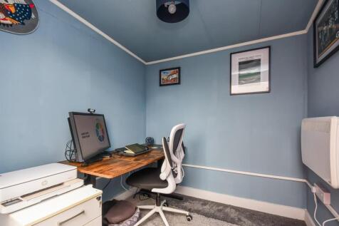 57 Foxglove Way-Office.jpg