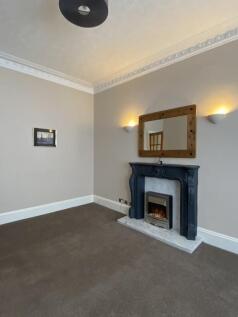 Living room 1.jpg