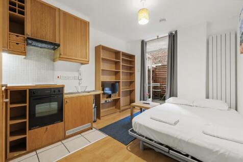 Studio to rent