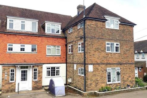 10 Lewins Ct - Front1.jpg