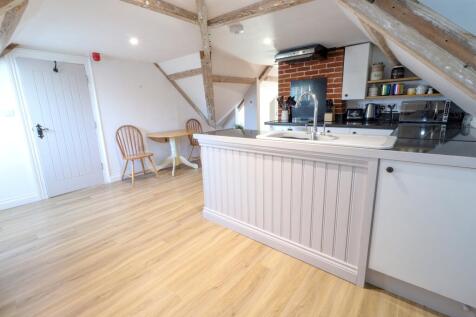 Flat 3, London Road, Beccles, Suffolk, NR34 photo 3