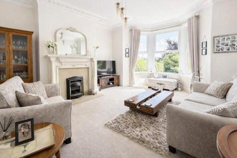 living room .jpg