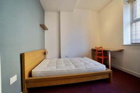 Bed2.jpg