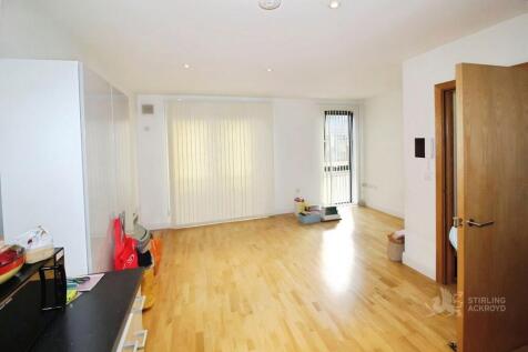 Reception/Kitchen