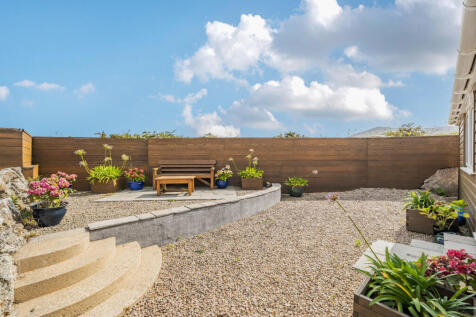 1333086-38-689b48...