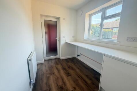 Dovedale Worsbrough, Worsbrough, Barnsley, South Yorkshire, S70 photo 5