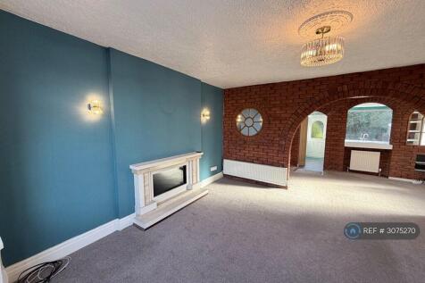 Waverley Crescent, Manchester, M43 photo 3