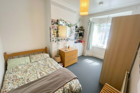 Tiverton Road - 3 bed, Selly Oak, West Midlands, B29 photo 4