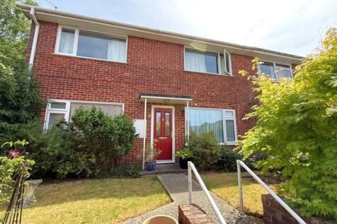 Cranbourne Court