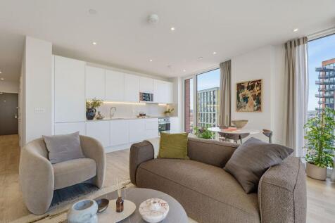 Apex One, London, SW8 photo 4