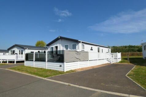 2 Bedroom Lodge for Sale