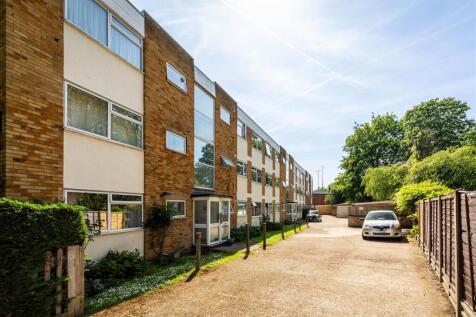 Oxbridge Court-9.jpg