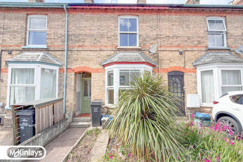 Mid terraced house