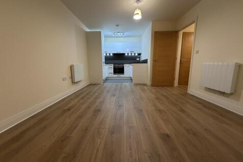 Glassford House, Ashville Way, Wokingham photo 3
