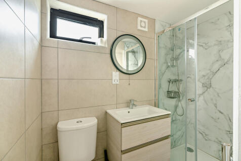 8668997-interior0...