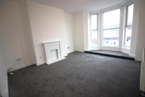 2-bed flat on Middle Flat 2 Bed, £750/mo