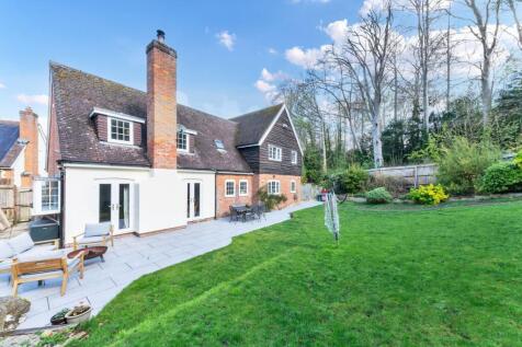 Royston, SG8 - property photo