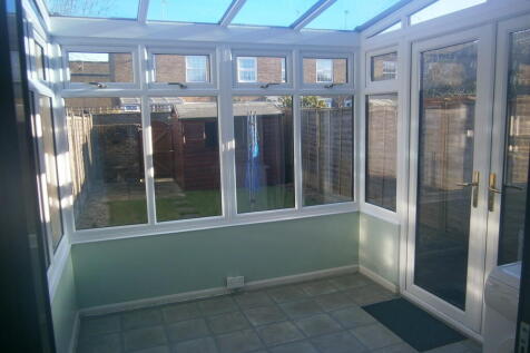 Russell Drive, Stanpit, BH23 photo 3