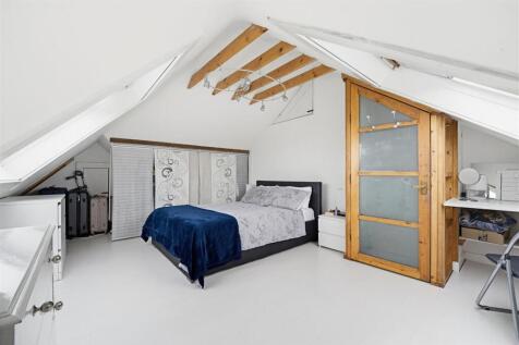 106 Drayton Loft.jpg