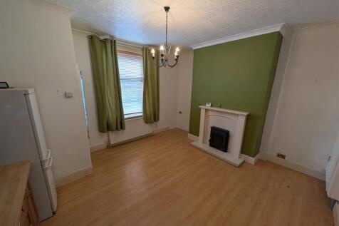 Kitchen/Living Room
