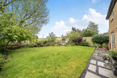 14 Armley Close