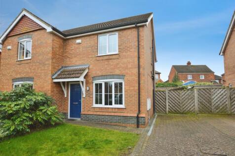 Barton-upon-humber, DN18 - property photo