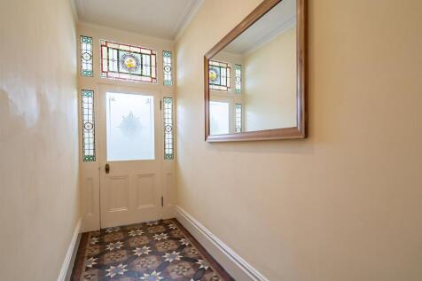 HALLWAY 1