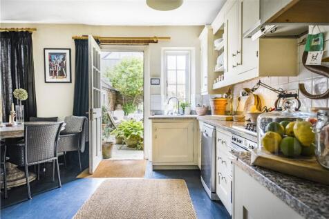 Hyde Lane, Marlborough, Wiltshire, SN8 photo 4