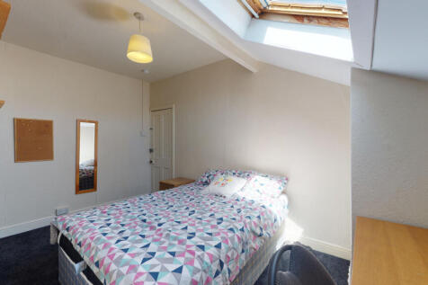 Upper Flat, Manor Drive, Headingley, Leeds photo 4