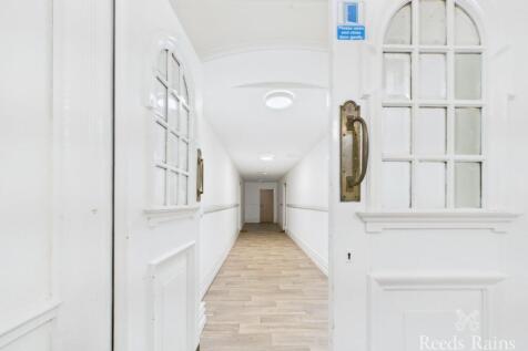 Communal Landing