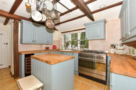 Kitchen/ Breakfast Room