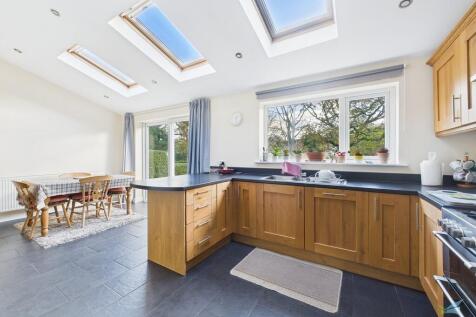 CAM03111G0-PR0406...