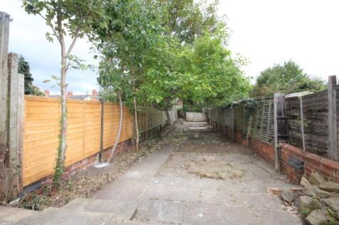 27 Ivy Road garden new.JPG