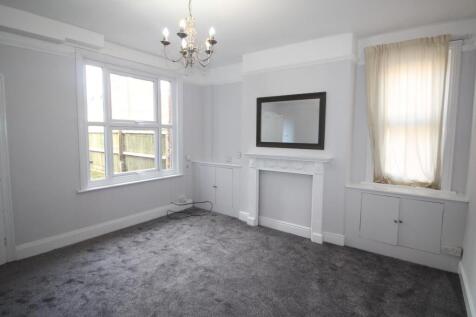 Wellingborough Road, Rushden photo 3