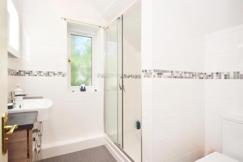 En suite Shower Room