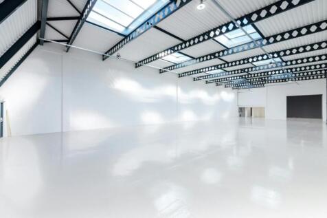 P1 Unit 7 Warehouse Internal.jpg