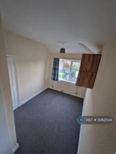 Ridgehill Avenue, Sheffield, S12 photo 4