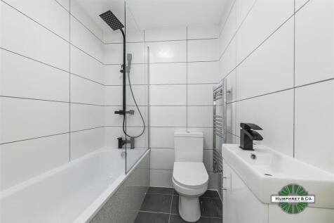 59A  Clifden Road - 15.jpg