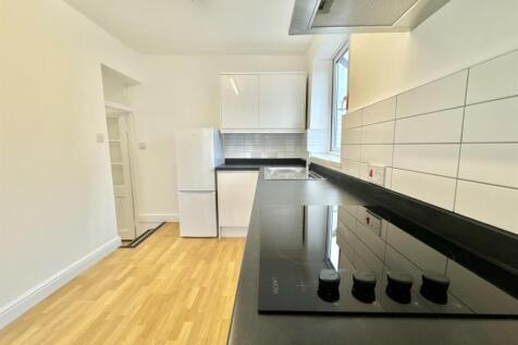 1 bedroom Flat