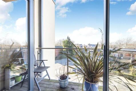 Balcony offering outside seating area