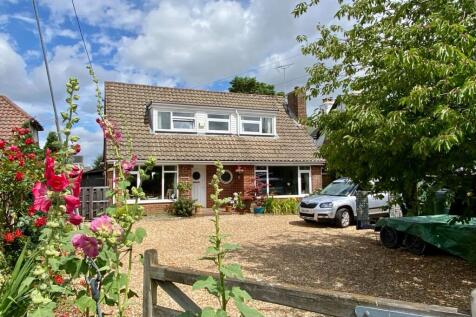 three bedroom chalet bungalow