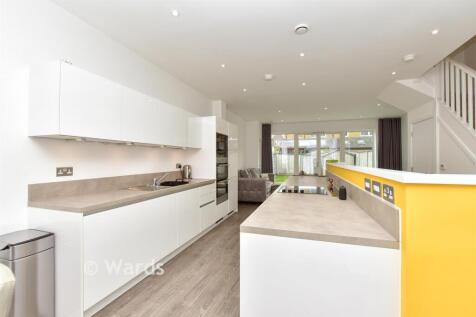 Kitchen/ Living Area