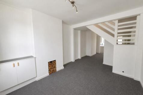 2 Bed terraced