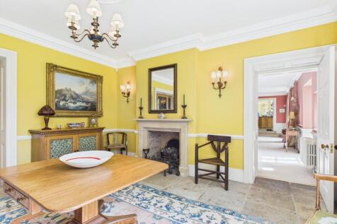 CAM04201G0-PR0078-STILL053