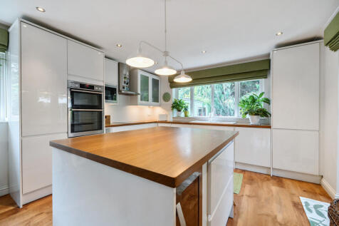 1312332-19-685437...