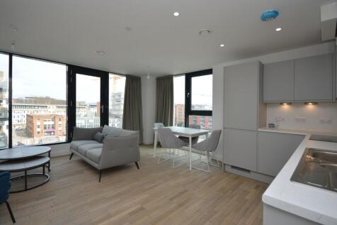 Kitchen/ Living Room