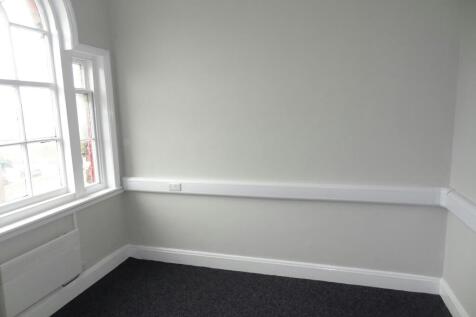Office to rent Image 3