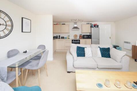3 Birch Meadow Close lounge kitchen-3.jpg