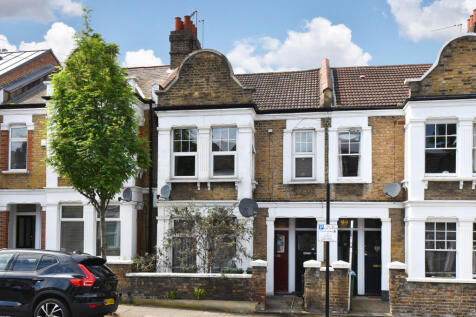 London, SE7 - property photo
